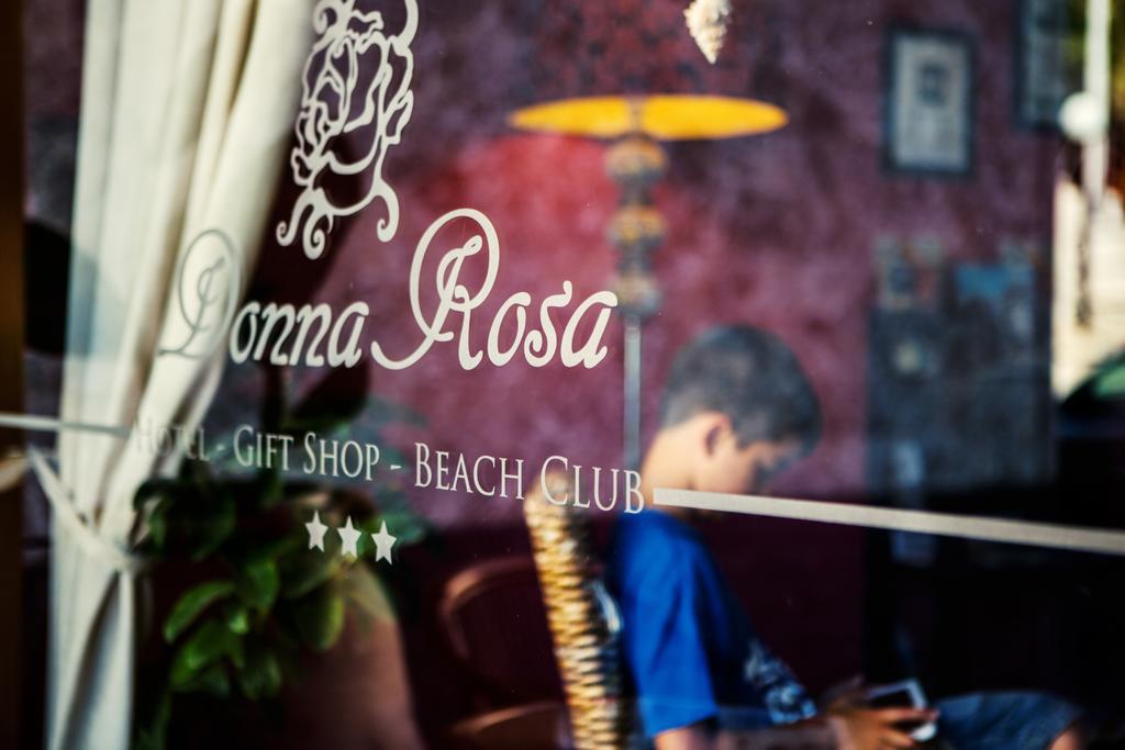 Hotel Donna Rosa SantʼAlessio Siculo المظهر الخارجي الصورة