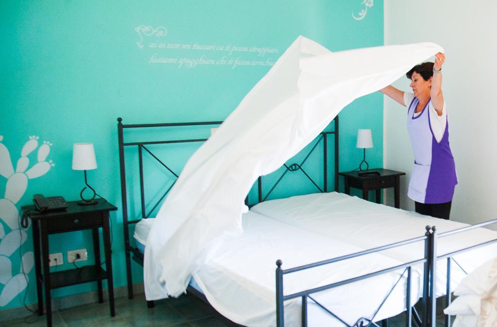 Hotel Donna Rosa SantʼAlessio Siculo المظهر الخارجي الصورة