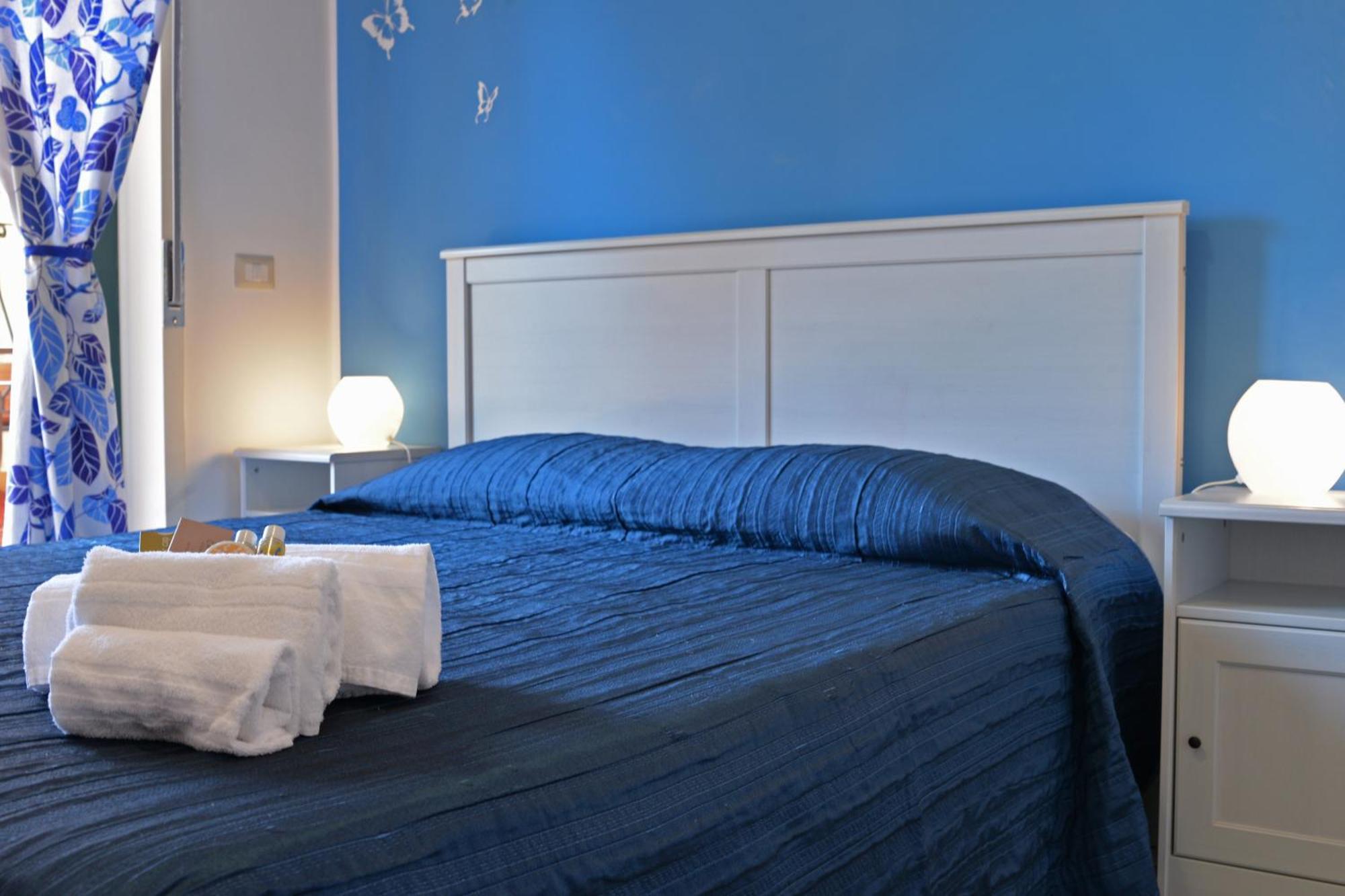 Hotel Donna Rosa SantʼAlessio Siculo المظهر الخارجي الصورة