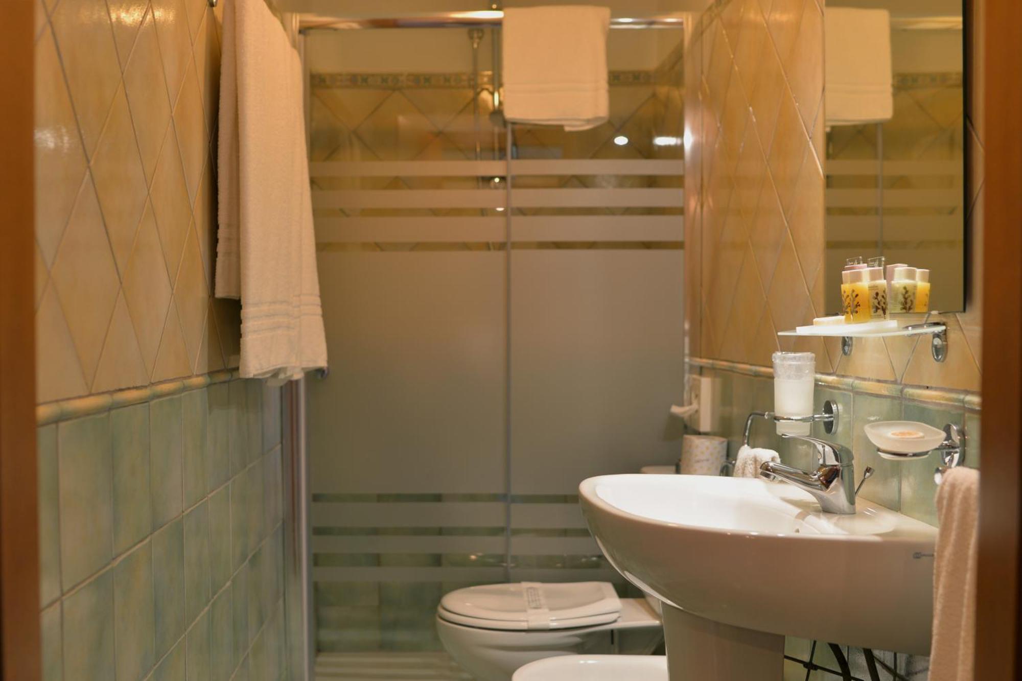 Hotel Donna Rosa SantʼAlessio Siculo المظهر الخارجي الصورة