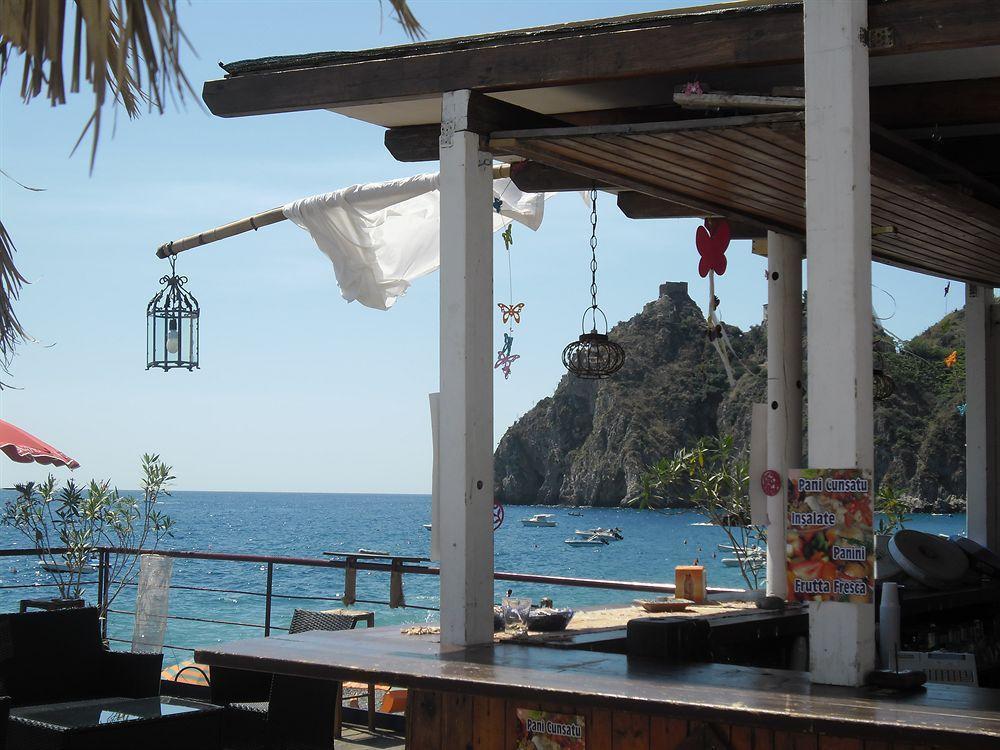 Hotel Donna Rosa SantʼAlessio Siculo المظهر الخارجي الصورة