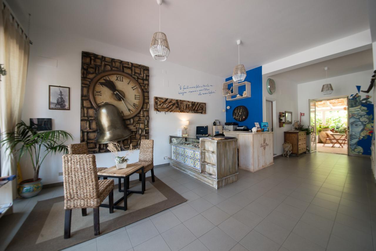 Hotel Donna Rosa SantʼAlessio Siculo المظهر الخارجي الصورة