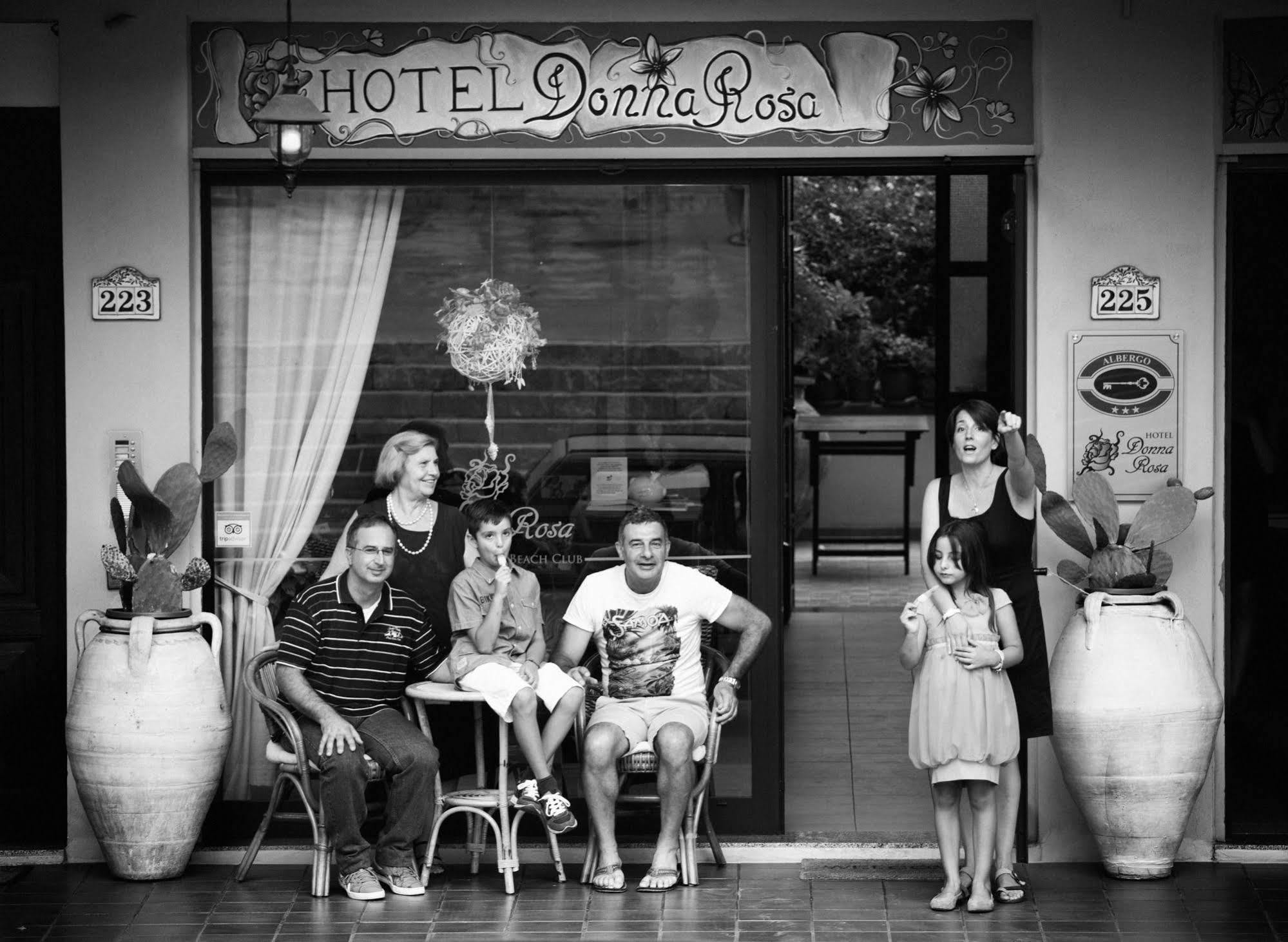 Hotel Donna Rosa SantʼAlessio Siculo المظهر الخارجي الصورة