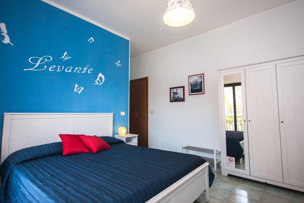 Hotel Donna Rosa SantʼAlessio Siculo المظهر الخارجي الصورة